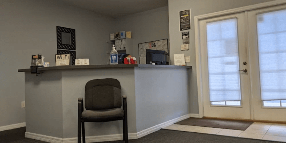 waiting area at back to work physical therapy in westchase tampa fl