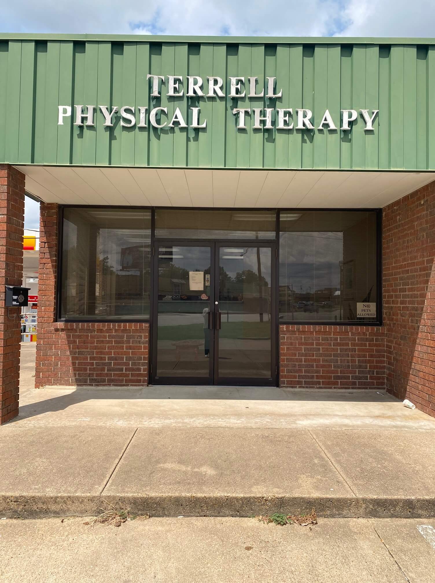 terrell physical therapy front entrance