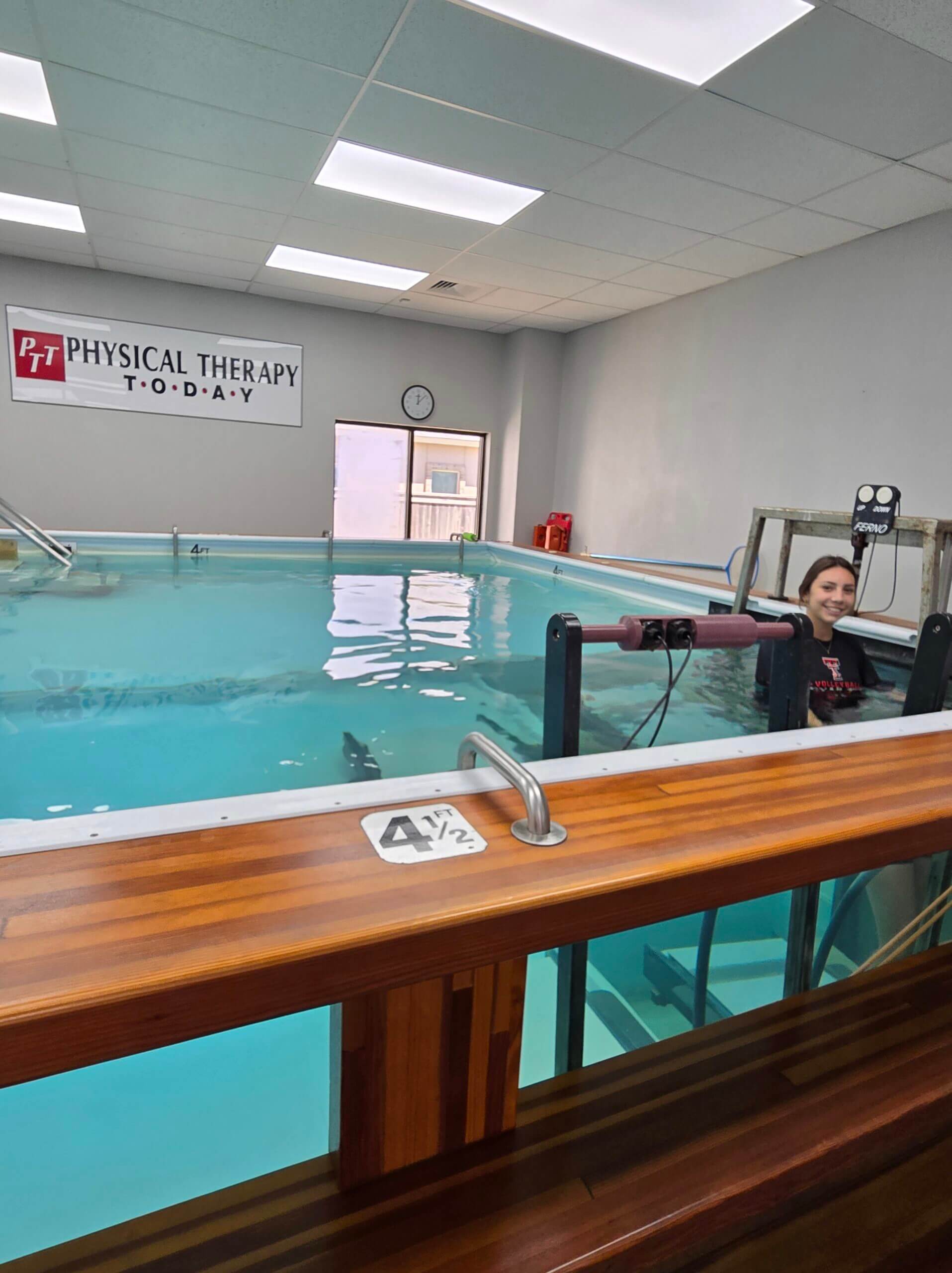patient exercising on underwater treatmill