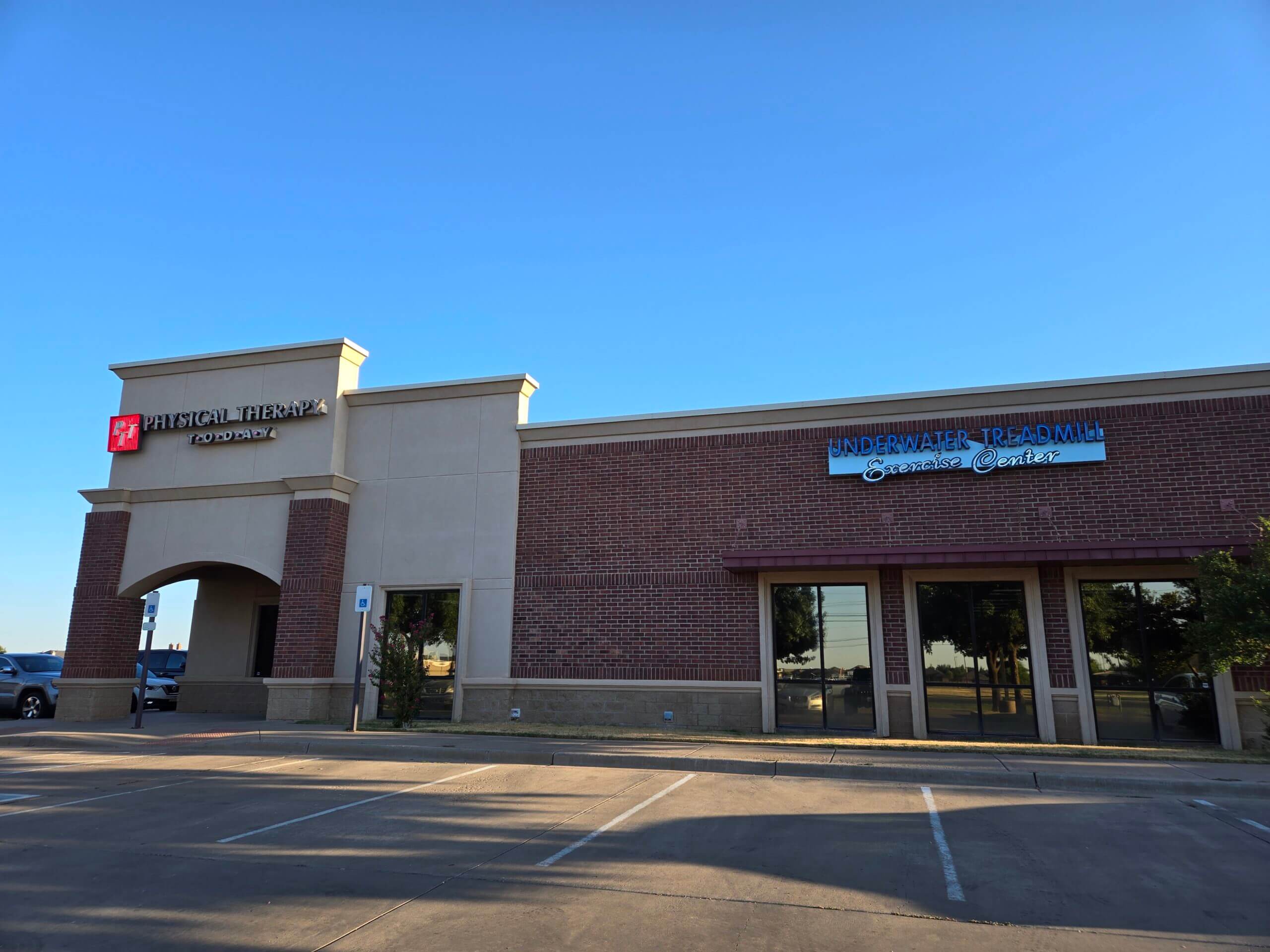 physical therapy today front entrance on 8nd st in lubbock tx