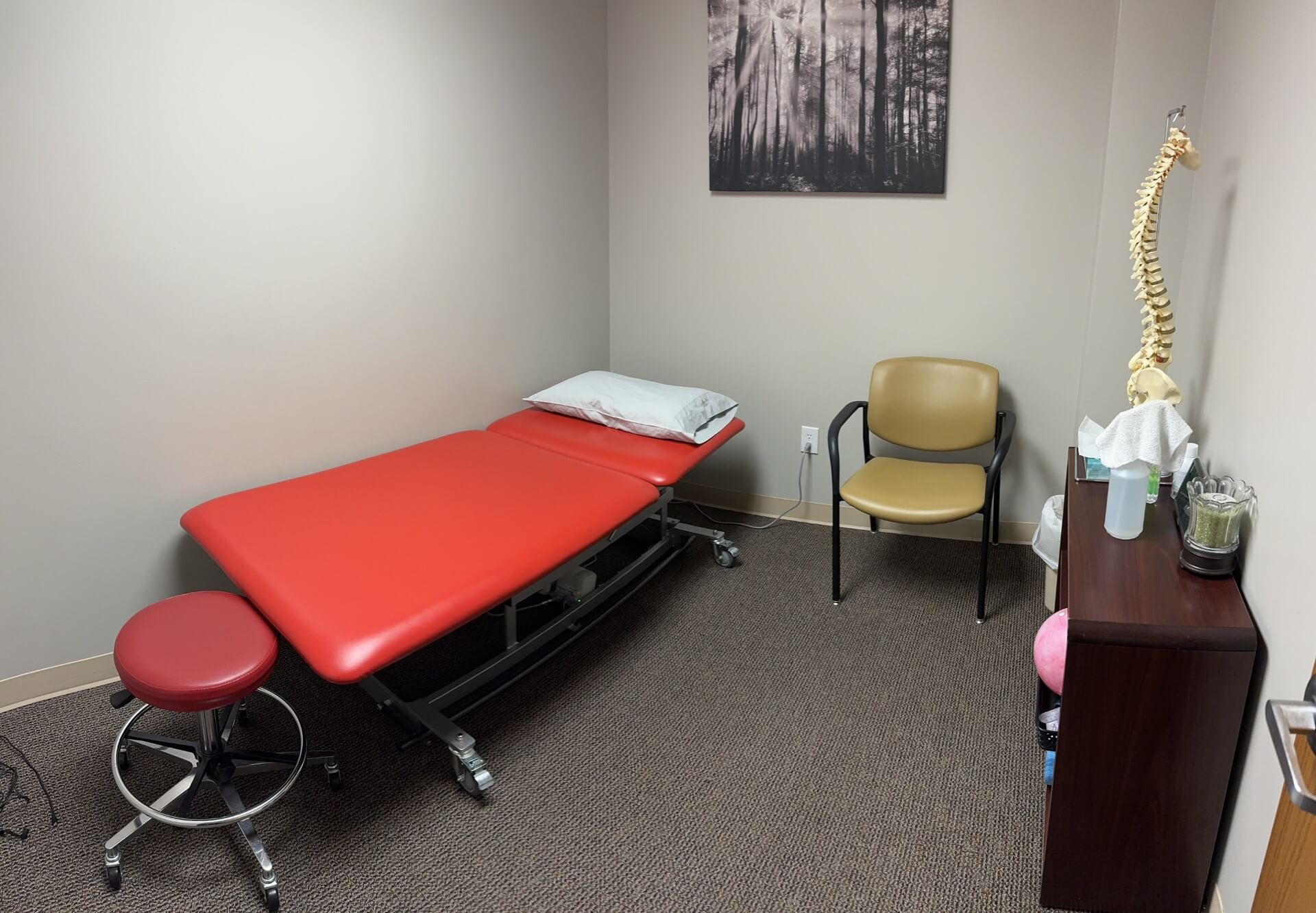 private physical therapy treatment room